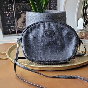 vintage Authentic GUCCI Black Leather Crossbody Bag